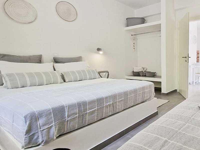 Lit double maçonné à appartement 4