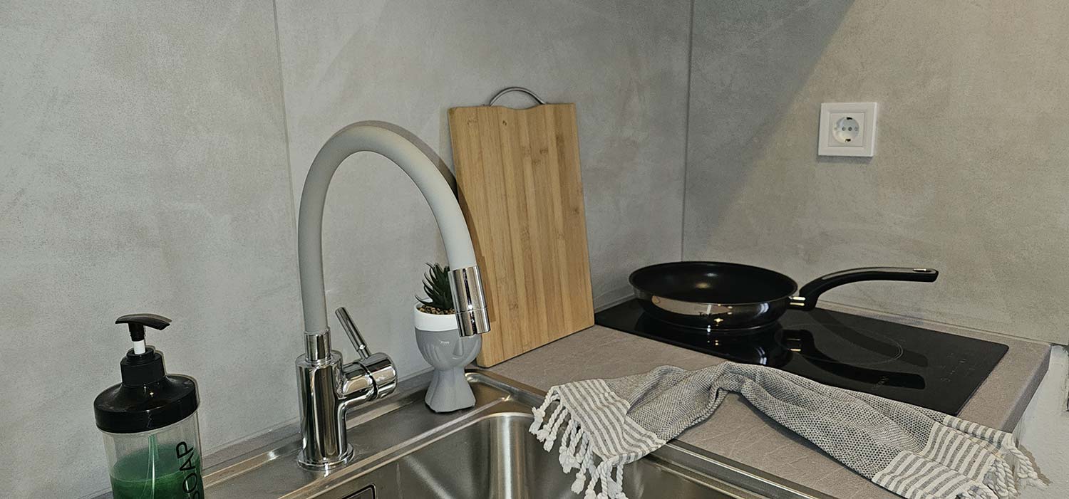 Detail of the Studio 1 kitchenette with sink and hob