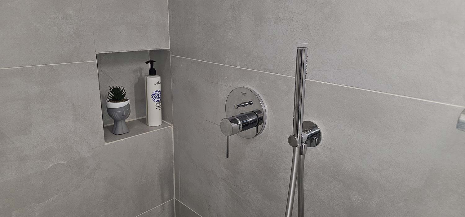 The bathroom of Studio 1