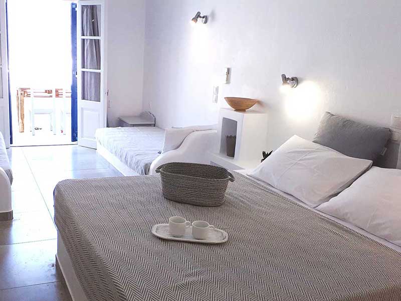 Lit double maçonné et canapé