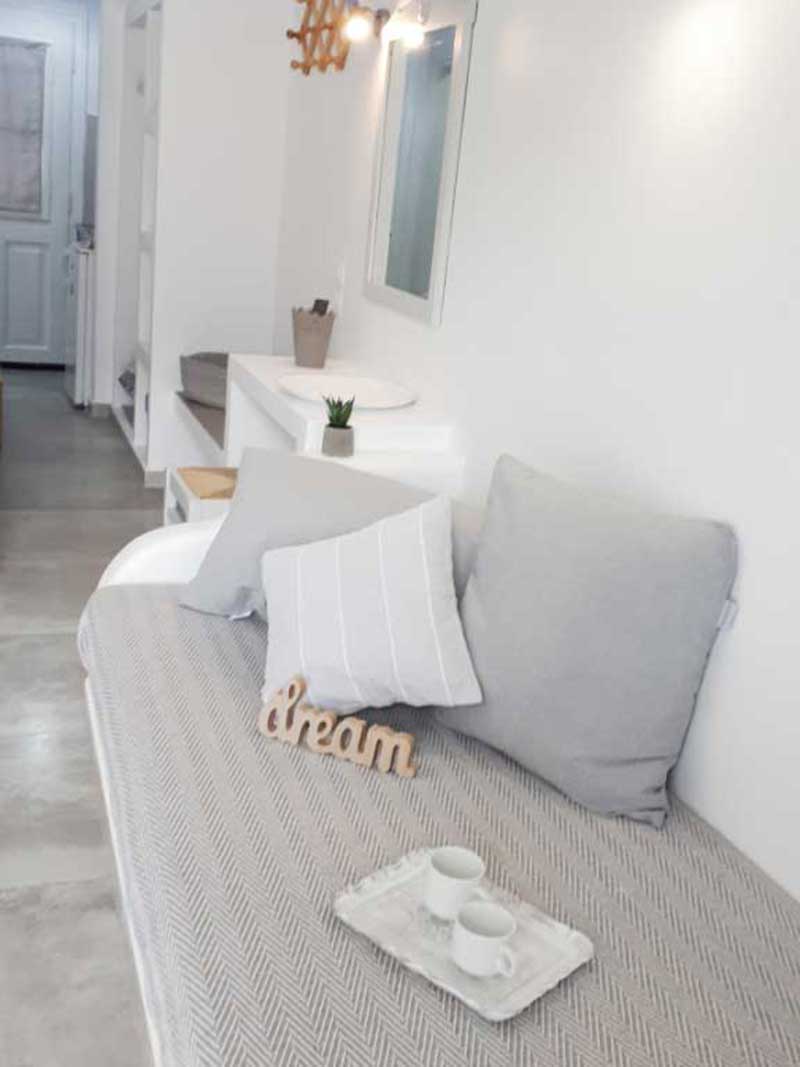 Le deuxième lit simple du studio 3